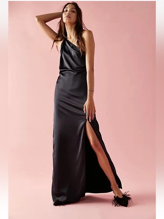 Free People Dresses & Skirts - FREE PEOPLE VICTORIA MAXI DRESS SATIN MAXI GOWN BLACK Sz 6